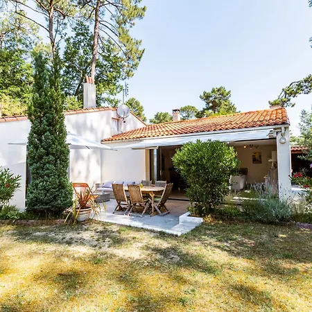 Les Narcisses By Interhome Ronce-les-Bains