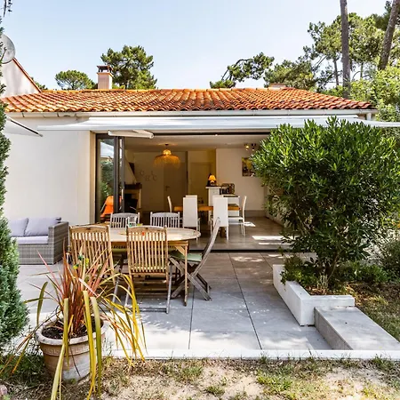 Les Narcisses By Interhome